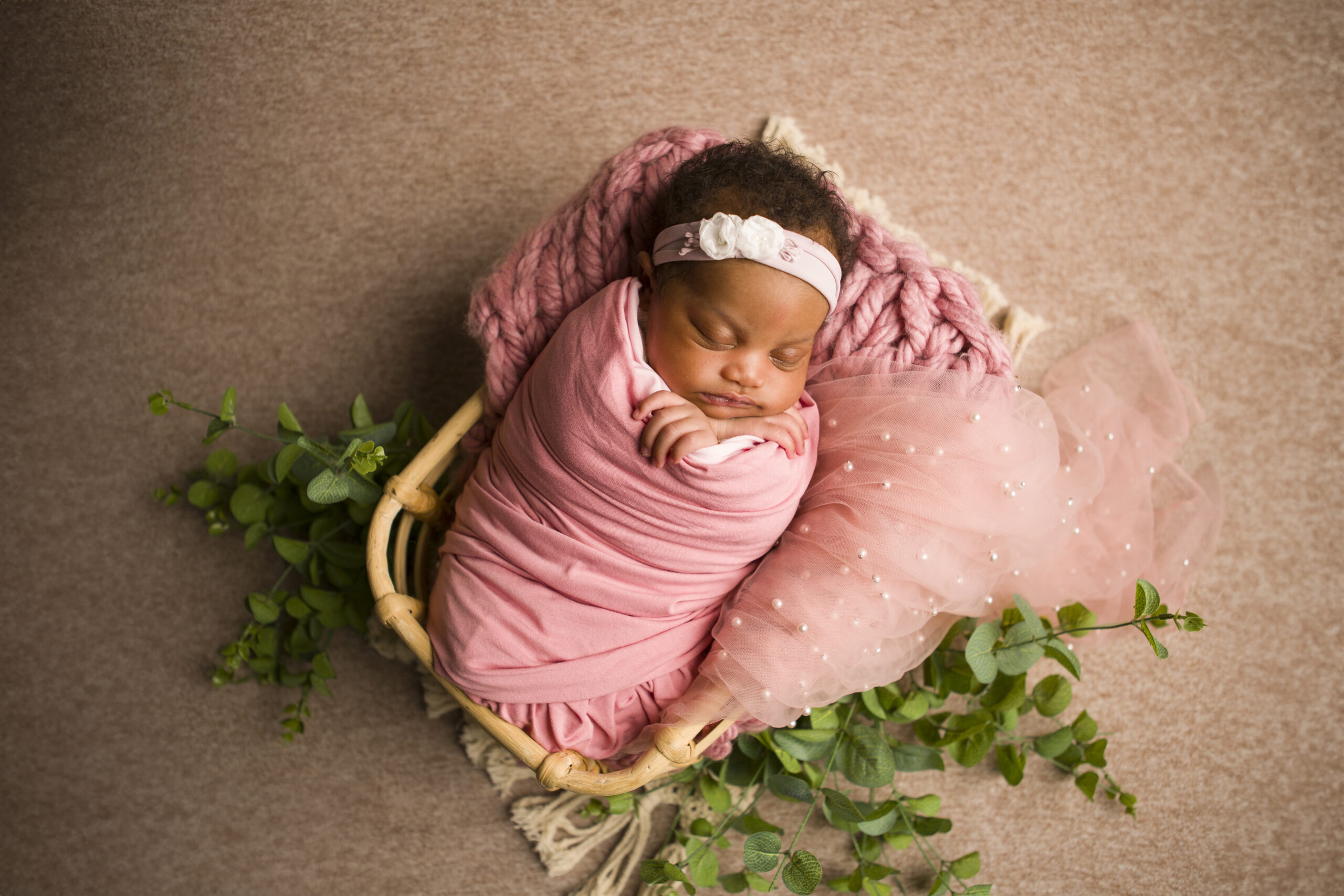 Newborn_Photoshoot_baby-Girl_Centurion_2024(14)